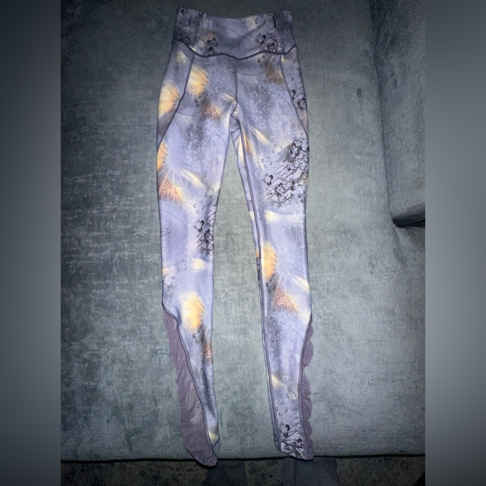 Shiny Awesome Pattern Leggings, size XS